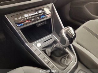 VOLKSWAGEN Polo 1.0 TSI Life 10