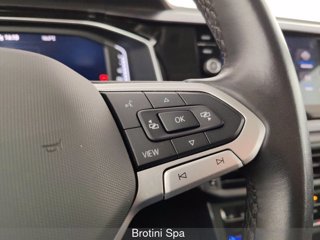 VOLKSWAGEN Polo 1.0 TSI Life 12