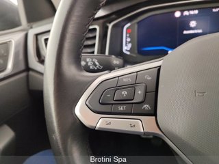 VOLKSWAGEN Polo 1.0 TSI Life 13