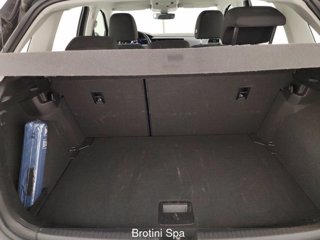 VOLKSWAGEN Polo 1.0 TSI Life 15