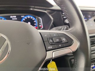 VOLKSWAGEN T-Cross 1.0 TSI Sport  R-LINE 11
