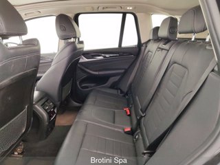 BMW X3 xDrive20d Luxury 10