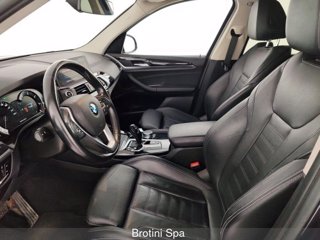 BMW X3 xDrive20d Luxury 6