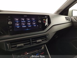 VOLKSWAGEN Polo 1.0 TSI R-Line 11