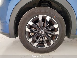 VOLKSWAGEN T-Cross 1.0 TSI 81kW Sport 5