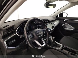 AUDI Q3 Sportback 45 TFSI e S tronic Business Plus 7