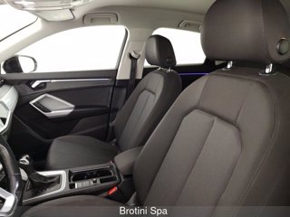 AUDI Q3 Sportback 45 TFSI e S tronic Business Plus 8