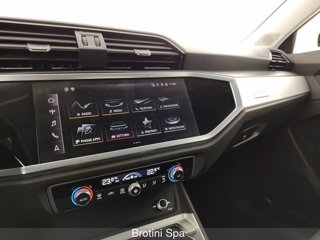 AUDI Q3 Sportback 35 TDI S tronic Business Plus 11