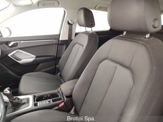 AUDI Q3 Sportback 35 TDI S tronic Business Plus 8