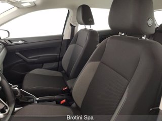 VOLKSWAGEN Polo 1.0 TSI Life DSG 8