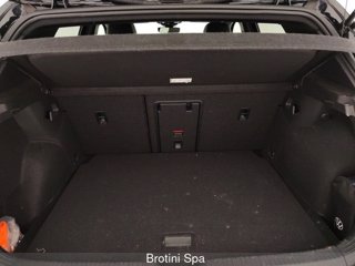 VOLKSWAGEN Golf 1.5 eTSI EVO ACT 110kW R-Line DSG 15