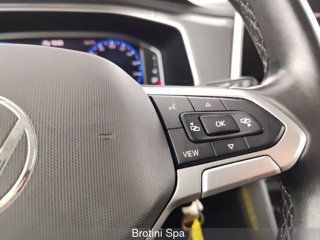 VOLKSWAGEN T-Roc 1.0 TSI Style 12