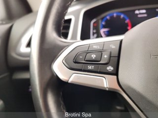 VOLKSWAGEN T-Roc 1.0 TSI Style 13