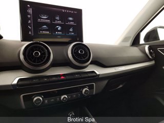 AUDI Q2 1.5 35 TFSI S LINE EDITION S TRONIC 11