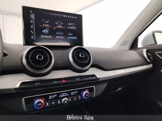 AUDI Q2 2.0 35 TDI BUSINESS ADV. S TRONIC 11