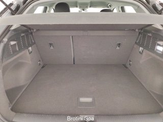 AUDI Q2 2.0 35 TDI BUSINESS ADV. S TRONIC 14