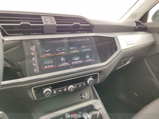 AUDI Q3 45 TFSI e S tronic S Line Edition 11