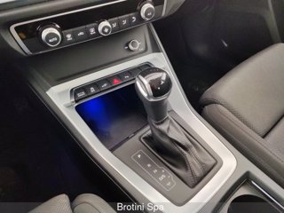 AUDI Q3 45 TFSI e S tronic S Line Edition 13