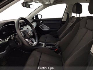 AUDI Q3 45 TFSI e S tronic S Line Edition 6