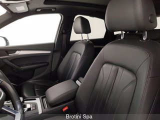 AUDI Q5 Sportback 40 TDI Busin. Advanced quattro S tronic 8
