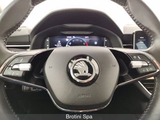 SKODA Kamiq 1.0 TSI 70KW STYLE 12