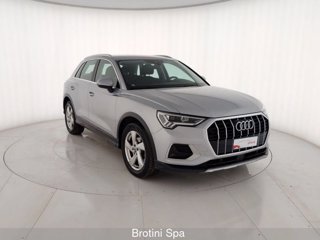 AUDI Q3 2.0 35 TDI Business Advanced S Tronic 3