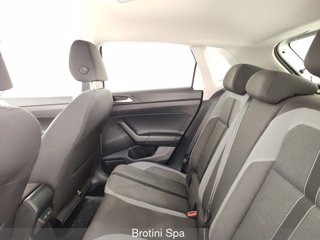 VOLKSWAGEN Polo 1.0 TSI Style 9