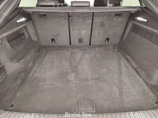 AUDI Q8 50 TDI 210kW quattro tip. S Line Edition 16