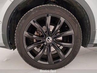 VOLKSWAGEN T-Roc 1.5 TSI ACT R-Line 5