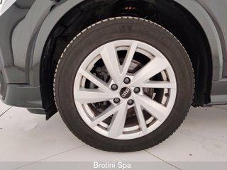 AUDI Q2 1.5 40 TFSI S LINE ED. QUATTRO S TRONIC 5