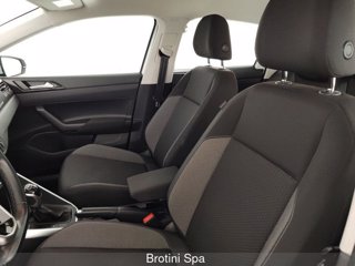 VOLKSWAGEN Polo 1.0 TGI Life 8
