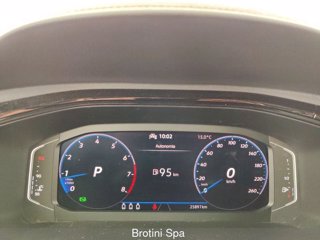 VOLKSWAGEN T-Roc 1.5 tsi R-Line dsg 13