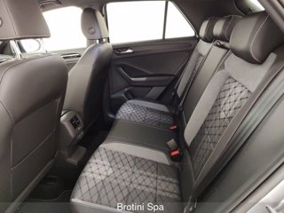 VOLKSWAGEN T-Roc 1.5 TSI ACT R-Line Plus DSG 9