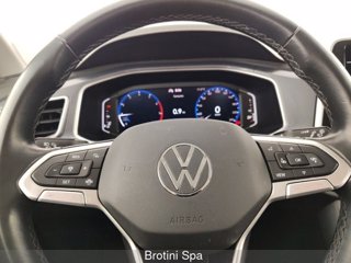 VOLKSWAGEN T-Roc 1.0 TSI Style 12