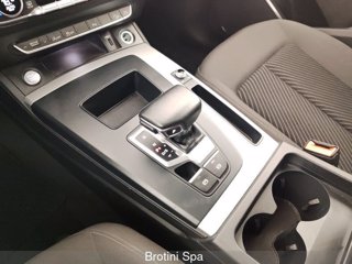 AUDI Q5 Sportback 40 TDI Busin. Advanced quattro S tronic 11