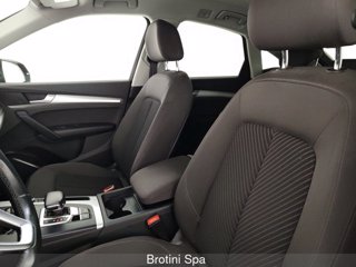 AUDI Q5 Sportback 40 TDI Busin. Advanced quattro S tronic 8