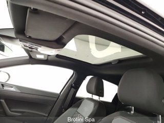 VOLKSWAGEN Taigo 1.0 TSI 85kW R-Line DSG 9