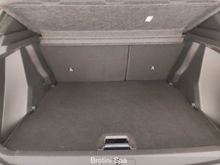 PEUGEOT 2008 BlueHDi 100 GT Line S&S 14