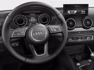 AUDI Q2 30 TDI Business Advanced 5