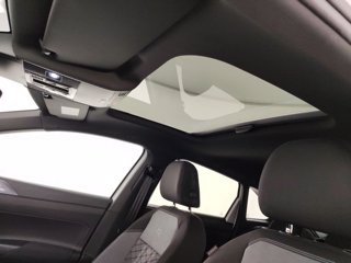 VOLKSWAGEN Taigo 1.0 TSI 85kW R-Line Plus 9