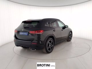 MERCEDES GLA 200 d Automatic Premium 2