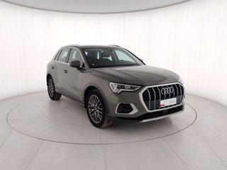 AUDI Q3 1.5 35 TFSI Business Advanced 3