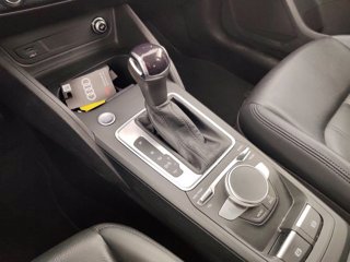 AUDI Q2 1.5 35 TFSI BUSINESS ADVANCED S TRONIC 10