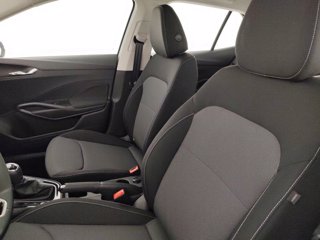 SKODA Fabia 1.0 MPI Evo 59KW YOUNG EDITION 8