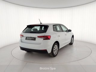 SKODA Fabia 1.0 MPI Evo 59KW YOUNG EDITION 2