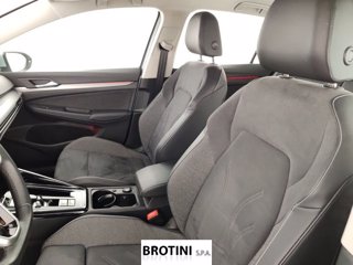 VOLKSWAGEN Golf 2.0 TDI 150 CV DSG SCR Style 8