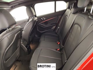 BMW Serie 1 118d MSport 11