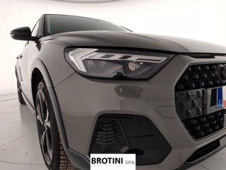 AUDI A1 Sportback 30 TSI S Tronic Allstreet Identity Coontrast 4