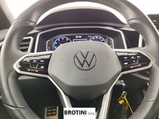 VOLKSWAGEN T-Roc 1.0 tsi R-Line 110cv 12