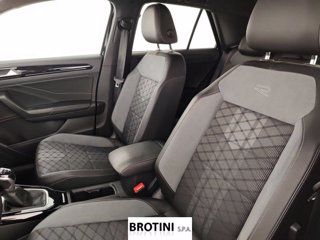 VOLKSWAGEN T-Roc 1.0 tsi R-Line 110cv 8